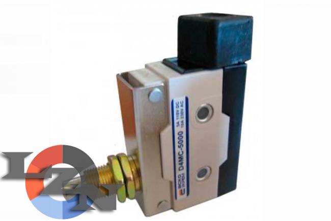 Фото микровыключателя D4MC-5000